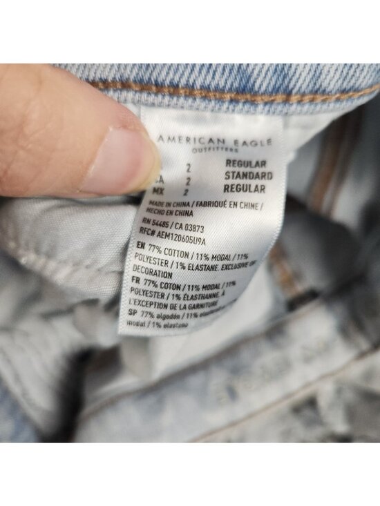 AE Stretch Ripped Mom Jean Women's Size 2 High Waisted Ankle American Eagle - Picture 9 of 11